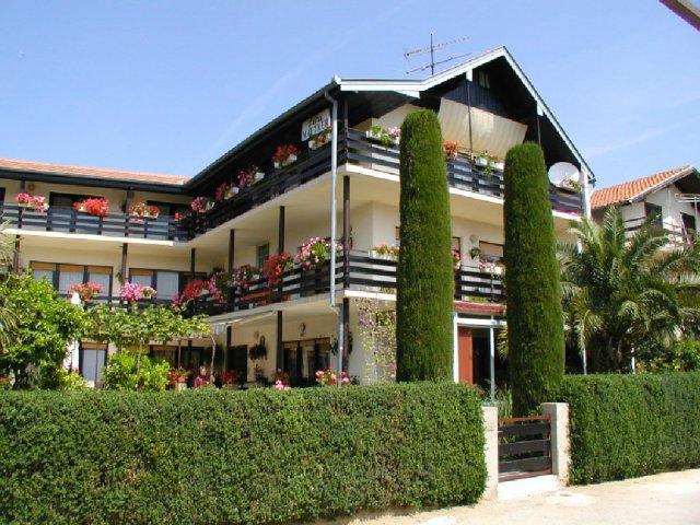 Vodice - Villa Mautner - Zimmer für 2-10 Personen